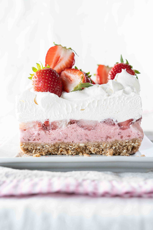 frozen-lemonade-strawberry-honey-pie-ice-box-old-school-dessert-recipe-pretzel-crust-summer